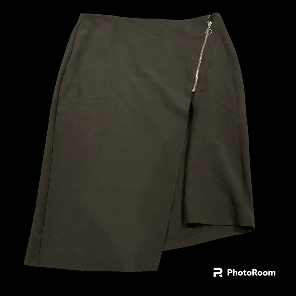 Skirt‎ Bold Elements size 14